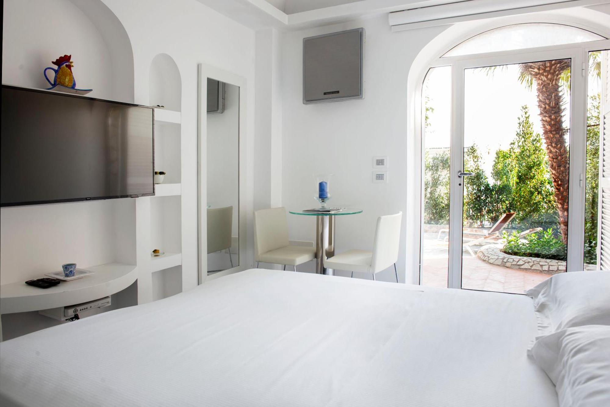 Lhp Suite Executive Design Cottage Κάπρι Εξωτερικό φωτογραφία